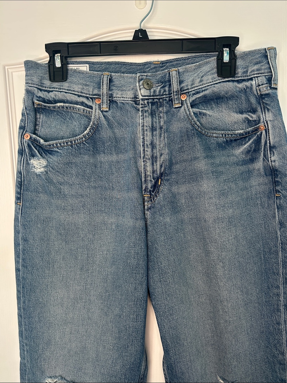 GAP Jeans Cropped Distressed High Rise Barrel Jeans Women’s Size 8 Blue Denim - Picture 4 of 12